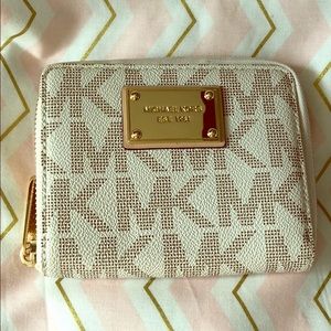 Michael Kors MK Wallet